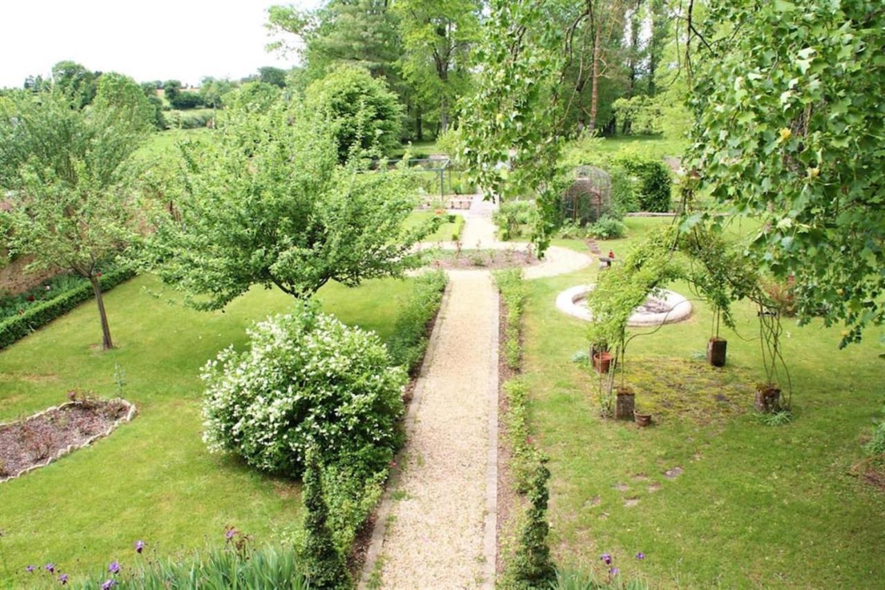 Le Clos Du Gue Pressac Exterior photo